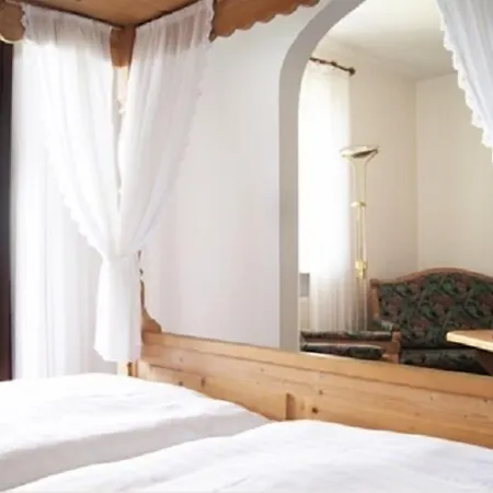 Hotel Schoenblick 3*