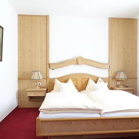 Hotel Schoenblick 3*
